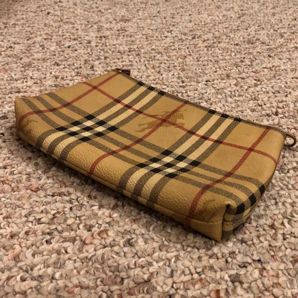 SOLD 😍🛍👜❤️Authentic Burberry London Crossbody - Picture 8 of 8